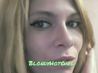 BlondyHotGirl