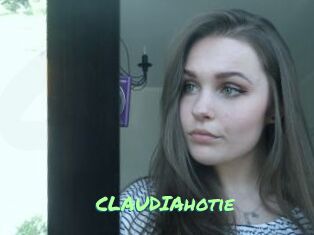 CLAUDIAhotie