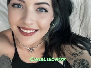 Charlieonixx