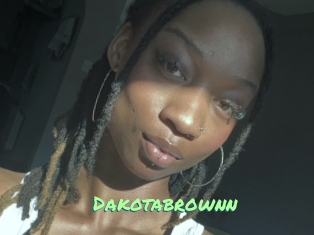 Dakotabrownn