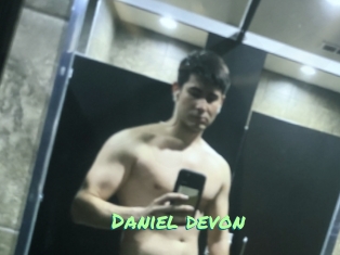 Daniel_devon