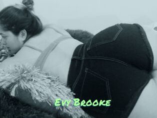 Evy_Brooke