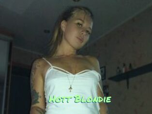 Hott_Blondie