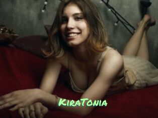 KiraTonia