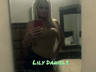 Lily_Daniels