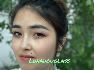 Lunadouglass