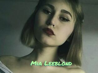 Mia_Leeblond