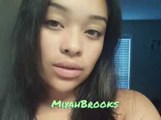 Miyah_Brooks