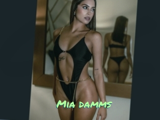 Mia_damms