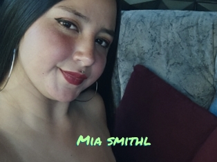 Mia_smithl