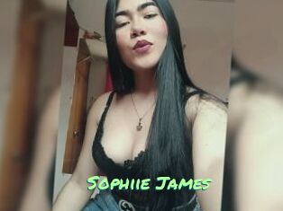 Sophiie_James