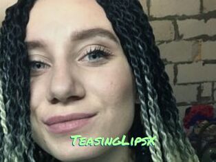 TeasingLipsX