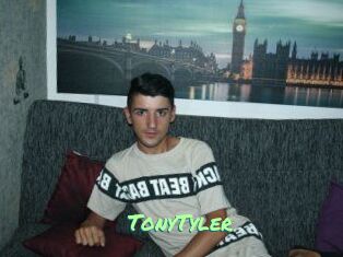 Tony_Tyler